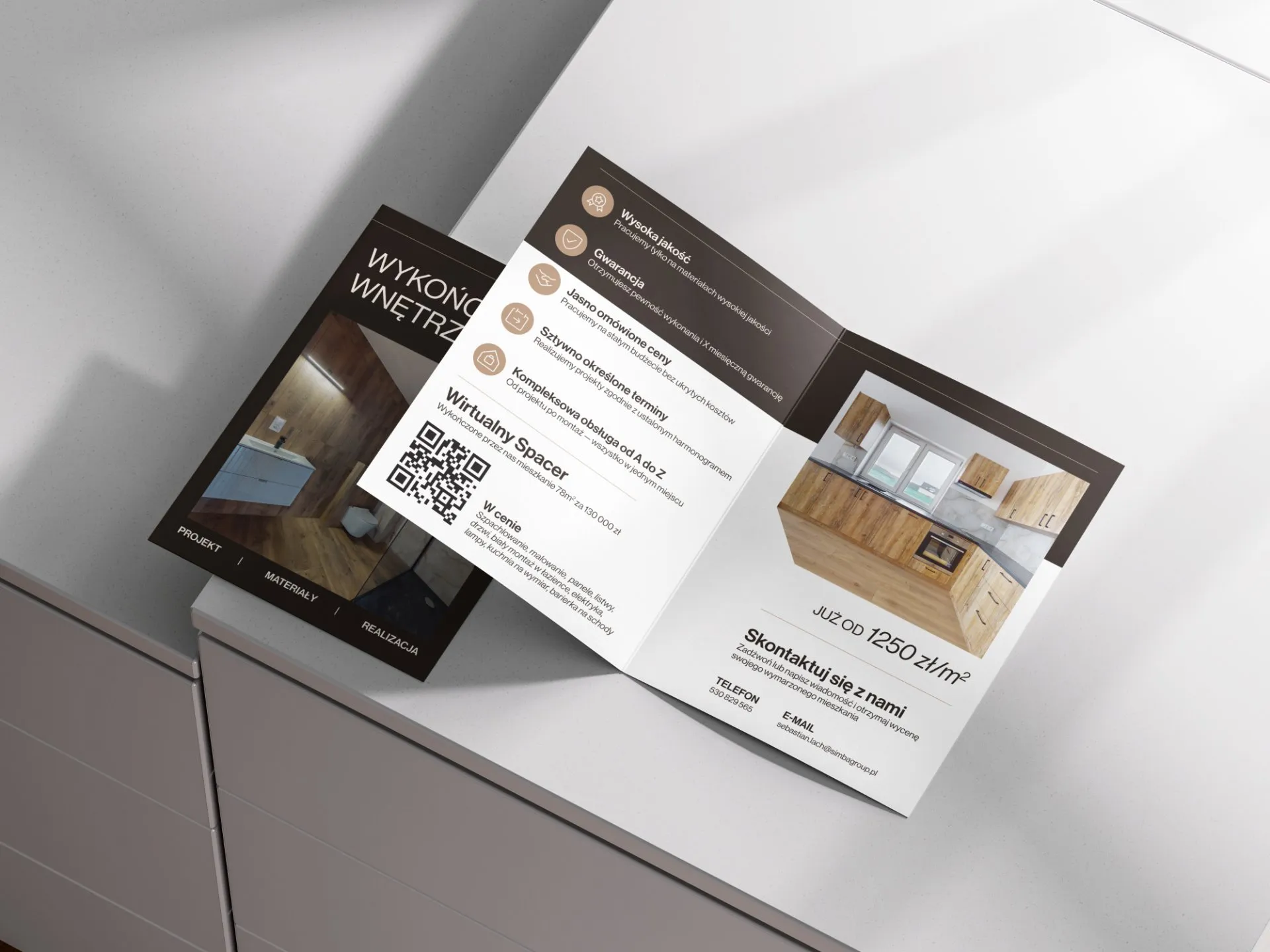 Folder reklamowy dla firmy wykańczającej wnętrza - wizualizacja drugiej wersji środek folderu