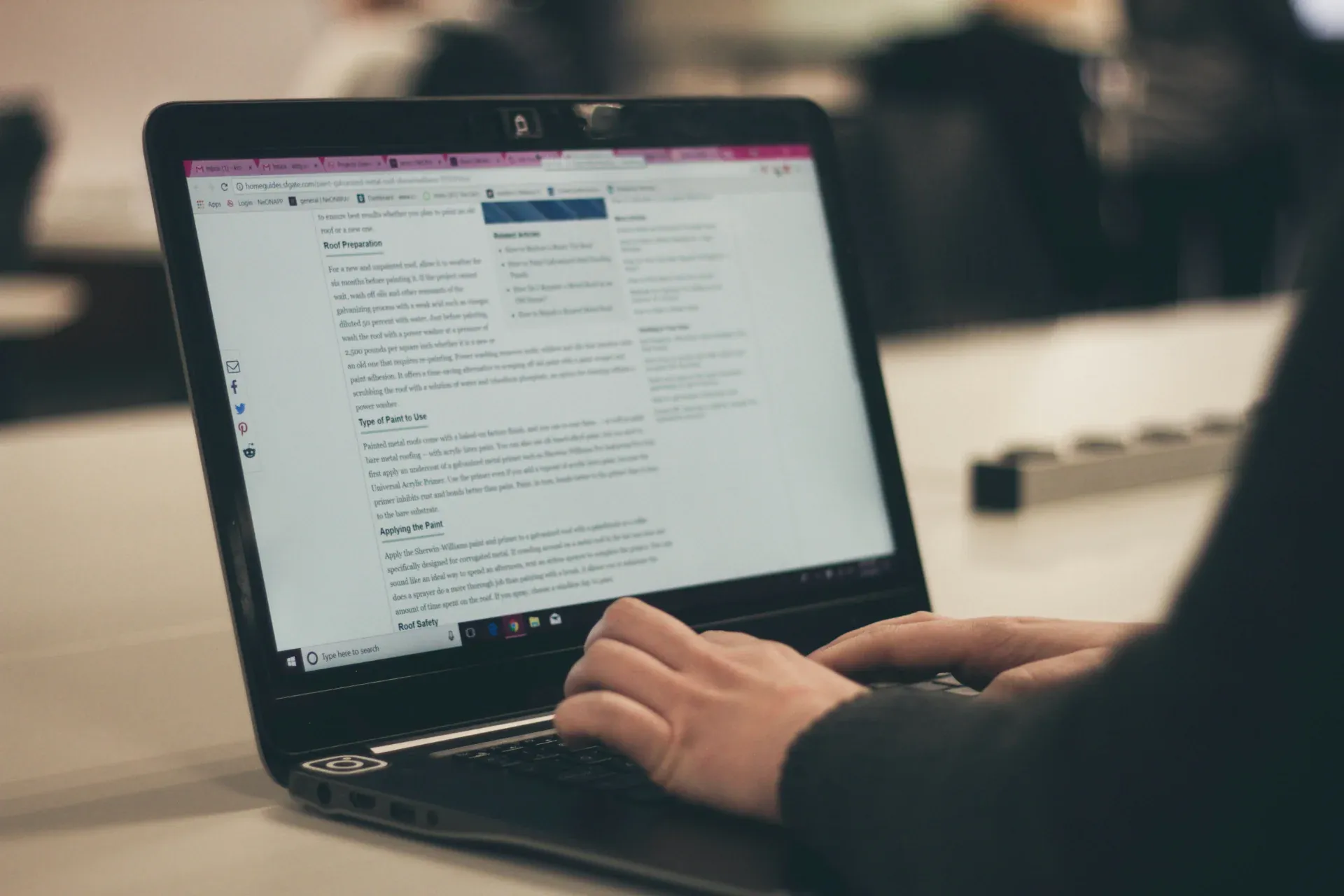 Czy lokalne firmy potrzebują bloga na stronie internetowej, aby rosnąć w Google?