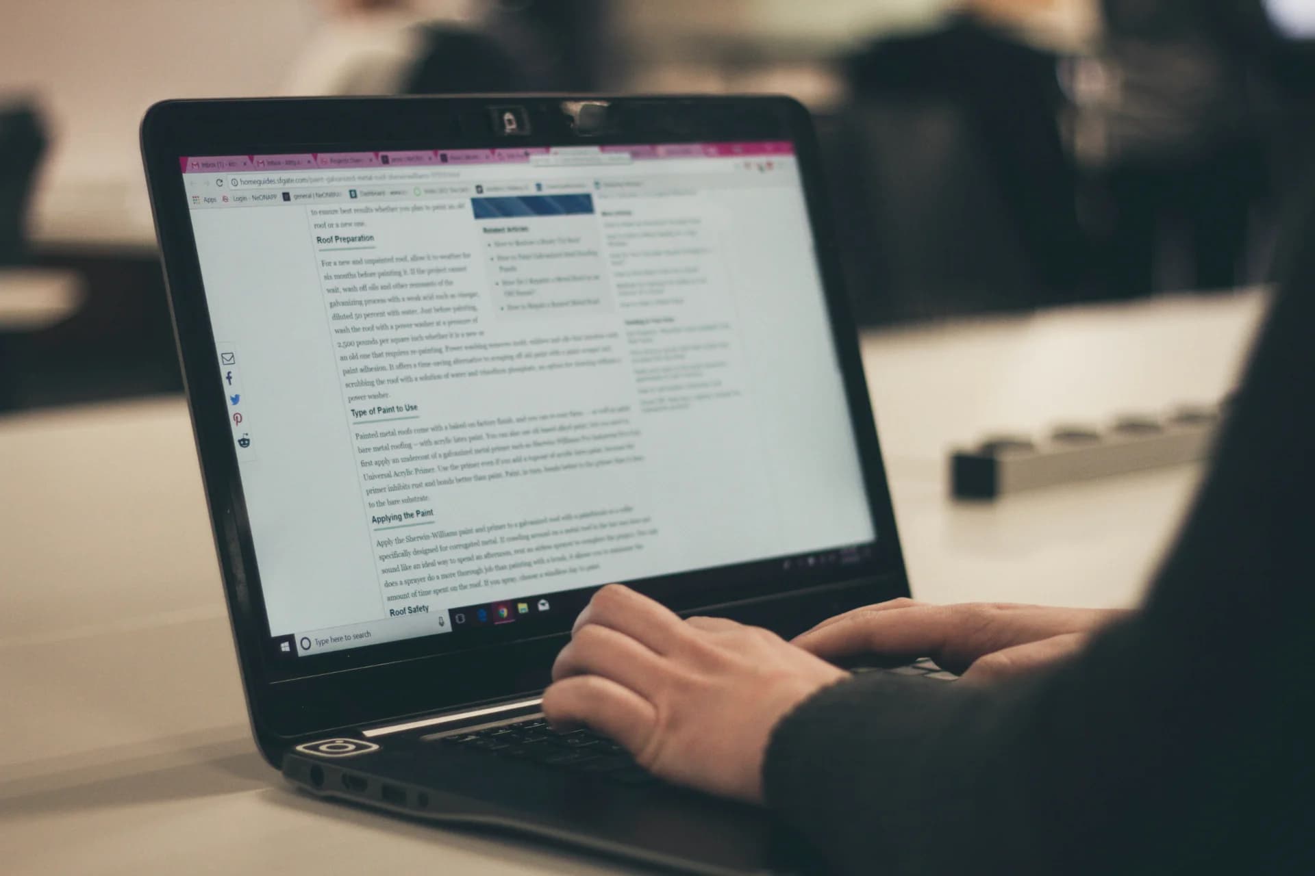 Czy lokalne firmy potrzebują bloga na stronie internetowej, aby rosnąć w Google?