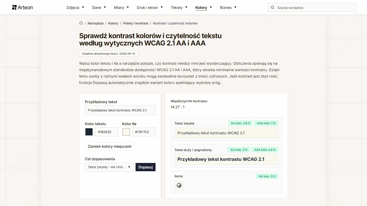 Tester kontrastu z kolorem tekstu #1B2632 na tle #F9F7ED i współczynnikiem 14,27:1 spełniającym progi AA i AAA